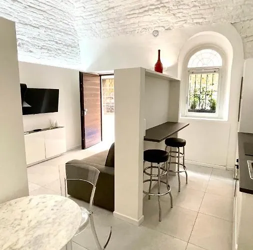 Eleganza Del Riccio Apartament *